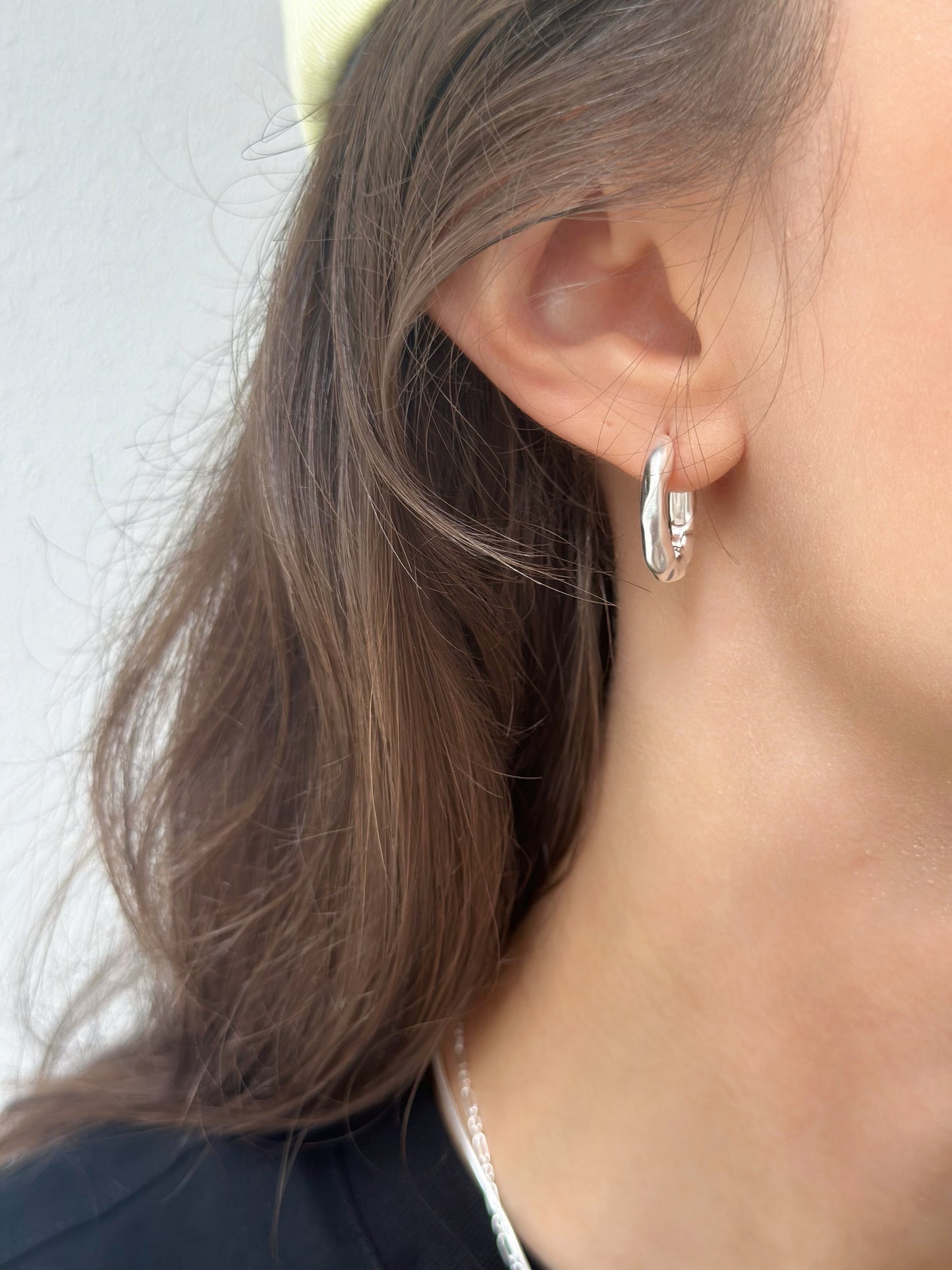 Lucia Small Hoop Earrings